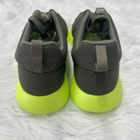 Nike Roshe One Low Mens Running Shoes Green 511881-307 NEW Size 14 - Picture 3 of 4